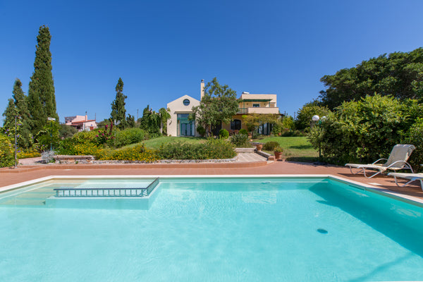 In the region of Akrotiri, 1,5 Km away from the beach you will enjoy the wonderf Chania, Greece Villa Ellie, Tersanas Entire home vacation rental 6842744