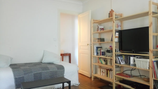 Cozy three rooms apartment on the 1st floor. Hardwood floors, 1 double sofa_bed, Paris, France Lovely 3-room appartment near Montmartre Entire rental unit vacation rental 19888542