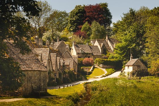 Oxford and Traditional Cotswolds Villages Small Group Day Tour from London  Private Tours and Travel Guide Europe London CITY London Destination Tour