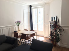 In a Haussmannien style building,  a refurbished apartment on the 1st floor, rea Paris, France Beautiful and quiet apartment close to Montmartre Entire rental unit vacation rental 19097678