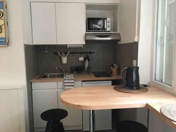 Petit studio au calme et tout confort dans le 20ème arrondissement de Paris, sta Mérignac, France Agréable studio très calme au coeur de Paris Entire rental unit vacation rental 21631018