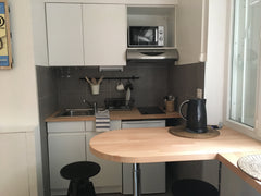 Petit studio au calme et tout confort dans le 20ème arrondissement de Paris, sta Mérignac, France Agréable studio très calme au coeur de Paris Entire rental unit vacation rental 21631018