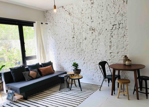 An attractively furnished and spacious studio, with a lot of light.<br />The stu  Trendy spacious white central city studio for4 Entire rental unit vacation rental 34649600