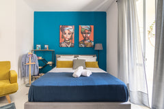 Cozy flat, recently renovated, with all necessary amenities, including smart TV,  Studio Alexia with Terrace AC/Wifi/Parking Entire rental unit vacation rental 42587592
