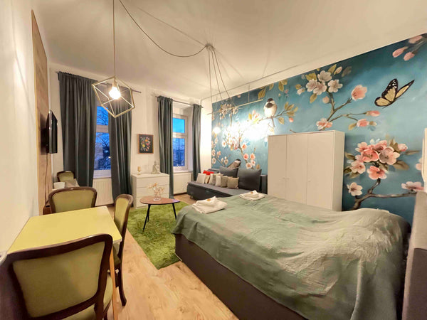 Modern, comfortable, new apartment in old viennese building. Walking distance fr Vienna, Austria Lovely 2 bed apartment Entire rental unit vacation rental 563693299519939290