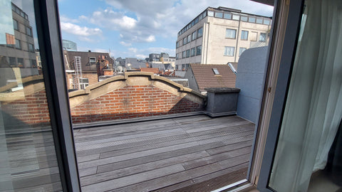 All our apartments are located in the very center of the city, close to all publ Brussels, Belgium Studio-Standard-Ensuite with Bath-Balcony-Studio terrasse Entire rental unit vacation rental 48100481