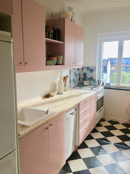 Welcome to my pink apartment in the hip neighbourhood: Nørrebro in Copenhagen! T Copenhagen, Denmark Cute apartment with balconies in hip Nørrebro Entire rental unit vacation rental 35436045