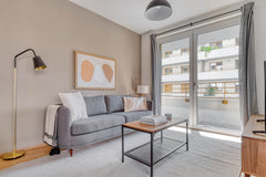 Show up and start living from day one in Vienna with this lovely two-bedroom Blu Vienna, Austria Brigittenau 2BR w/ Elev & Roof Terr, nr Handelskai Entire rental unit vacation rental 691169818597144029