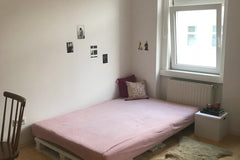 I'm renting my beautiful renovated  2-room-apartment in an historical old buildi Vienna, Austria beautiful,bright place in a lively, colourful hood Entire rental unit vacation rental 26460248