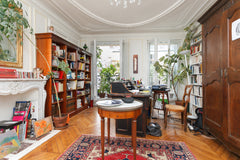 Appartement haussmannien à 20 m du métro Poissonnière. Très calme et lumineux. V Paris, France superbe chambre de 22 m2 avec bains Private room in rental unit vacation rental 3381551