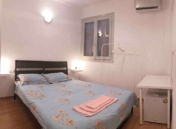 Explore all the main attractions of Athens from this newly renovated apartment,  Greater London, England, United Kingdom En-suite studio near Acropolis Entire rental unit vacation rental 45042226