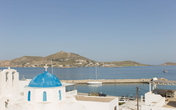 A small pension in the heart of Naousa village with great view of the little por Athens, Greece Room with little kitchen, heart of Naousa village Private room in serviced apartment vacation rental 20709440