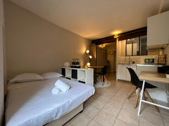 Détendez-vous dans ce logement unique et tranquille.<br /><br /><b>License numbe Lyon, France Nid douillet chic au coeur de Lyon Entire rental unit vacation rental 709819868507733763