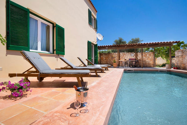 Villa Giani is a hospitable 3-bedroom Villa with a lovely private pool, which is Chania, Greece Villa Giani, 3 BD, 2 BA, private pool, near Chania Entire villa vacation rental 43889732