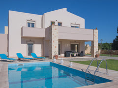 Note: You can directly book the best price if your travel dates are available, a Cyprus Michael for 6 persons Entire home vacation rental 50094361