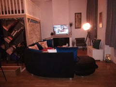 Passez un bon moment  dans ce logement paisible, calme, en plein centre de Lyon   Cosy Loft  Lyon city center Entire rental unit vacation rental 52506225