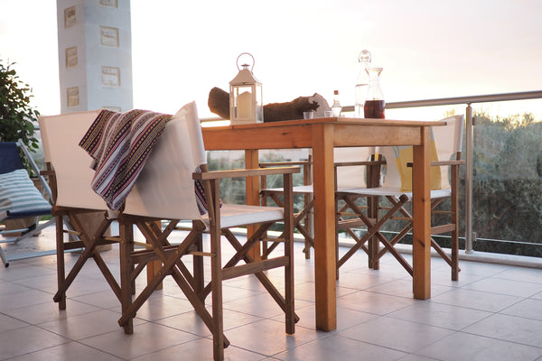 Apartment of about 80 sqm on the first floor of the building. One bedroom with a Berlin, Germany Nikolakakis Apartment 