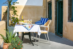 Luxury Italian-owned first  floor apartment in a classic Santorini cave<br />hou Pordenone, Italy Casa Itaca Luxury cave apartment Entire rental unit vacation rental 19909110