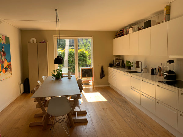 Dette skønne byhus på 3 etager er velegnet til familier, par og forretningsrejse Copenhagen, Denmark Vidunderligt byhus med vandudsigt i grønt område Entire townhouse vacation rental 38200540