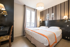 Chambre twin (2 lits simples) avec salle de bains<br />Twin room with private ba Paris, France MONTMARTRE-Twin room with private bathroom Private room vacation rental 28737978