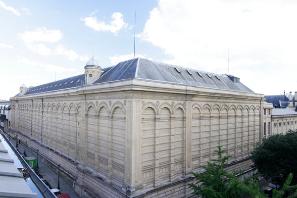 My clean, cool and comfy studio flat in the heart of Le Marais area will give yo Berlin, Germany Paris' Marais exquisite studio flat Entire rental unit vacation rental 231442