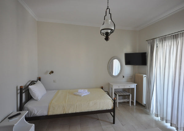 The lovely single studio is on the 3rd floor of our apartment building.<br />The Chania, Greece Lovely Central Single Studio #33 in Chania Town Entire rental unit vacation rental 17138938