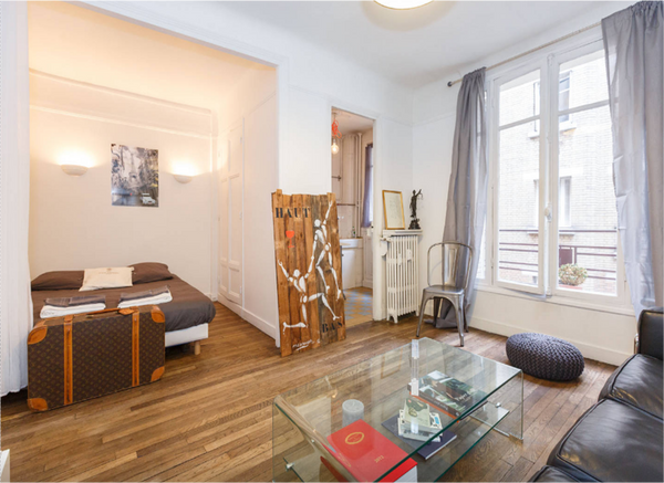 Confort et calme dans ce grand studio pouvant accueillir jusqu'à 4 pers (coin ch Paris, France Grand Studio Batignolles Entire rental unit vacation rental 5473135