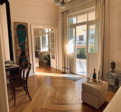 Enjoy a stylish experience at this centrally located apartment in Plaka - the he AT Chic terrace apartment - 5min walk to Acropolis Entire condo vacation rental 609171969307023157