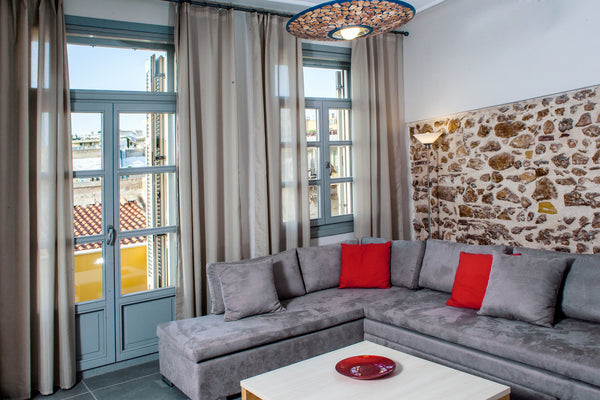Overlooking the flea market and the road of Hephaestus from its balcony, this ap Athens, Greece Suitas Modern Superior Apartment Entire rental unit vacation rental 33515637