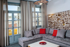 Overlooking the flea market and the road of Hephaestus from its balcony, this ap Athens, Greece Suitas Modern Superior Apartment Entire rental unit vacation rental 33515637