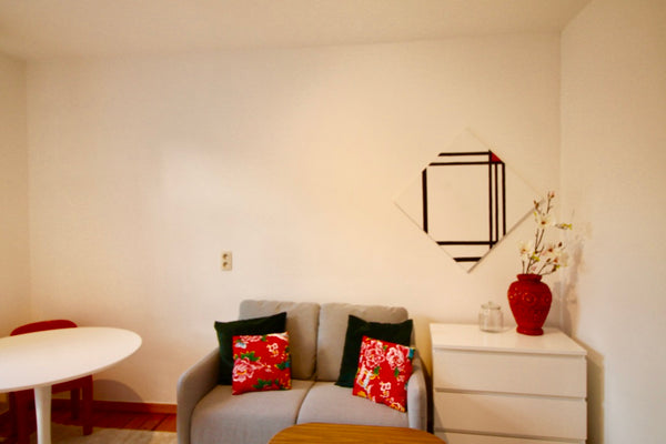 Beautiful, bright and comfortable apt which is ideally located in the heart of t Brussels, Belgium ★ Cozy and nice 1 bdr  best loc !  Saint-Gilles★ Entire rental unit vacation rental 46590456