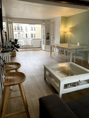 Beautiful appartment situated in a building of the 18th century. Very light and  Paris, France IN THE HEART OF ST GERMAIN DES PRÉS Entire rental unit vacation rental 3299735