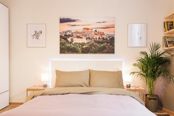 The apartment is fully renovated bright semi-basement with a great location.. 10 Athens, Attica, Greece ACROPOLIS PARTHENON THISIO CENTRAL 53%DISCOUNT! Entire rental unit vacation rental 34106258