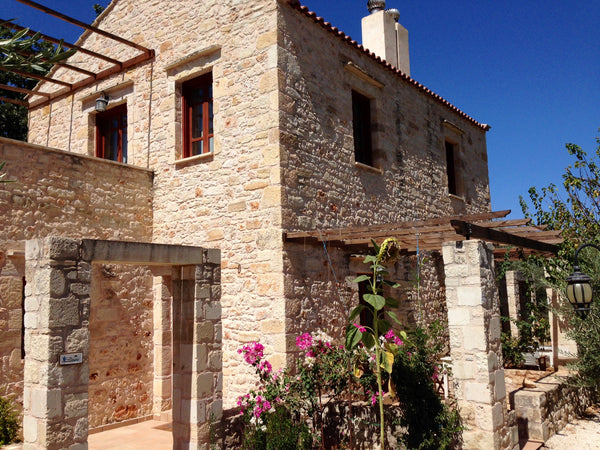 Building of 1840,owned by Nikos Franteskakis. Partly it was a cafe shop till 193 Vamos, Greece Vamos Fabrica Houses Entire home vacation rental 3945825