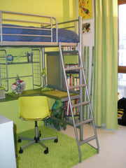 jolie chambre privée de 10m2 lumineuse avec un lit mezzanine et accès à salle de Paris, France chambre et salle de bain privative Private room in rental unit vacation rental 6816845