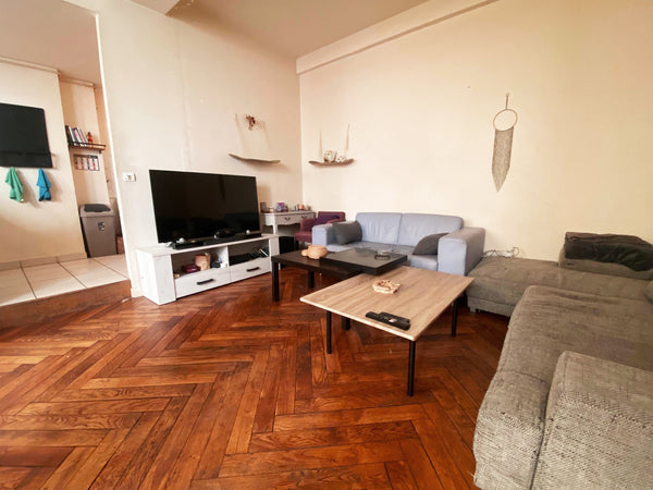 Très grand appartement de 110m2 idéalement situé au cœur de la ville, sur la pla Lyon, France Appartement à Terreaux (M) Private room in rental unit vacation rental 778140630888603897