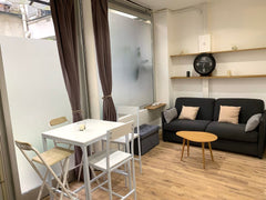 Fully renovated 27sqm with 1 bedroom on a ground floor.<br /><br />Located at 3  Paris, France Appartement chaleureux et bien situé Entire rental unit vacation rental 28803823