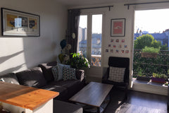 Bright 36m² french style flat with 2 balconies close to Montmartre (Sacré Coeur) Sainte-Pazanne, France Bright flat with balcony close Montmartre/Pigalle Entire rental unit vacation rental 19303900