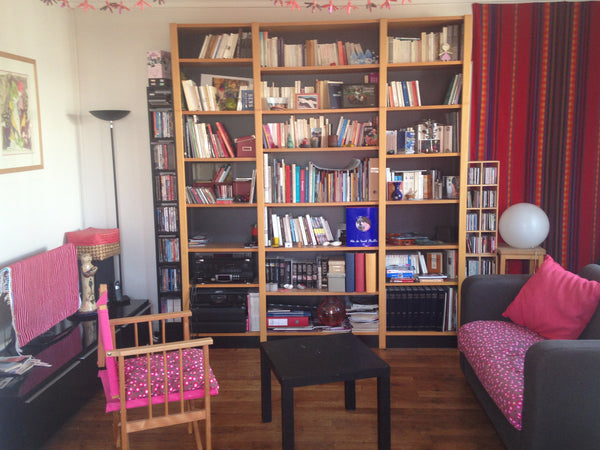 Lumineux et calme, avec un balcon au dernier étage, cet appartement cosy est le  Paris, France 50m2 + balcon dans le ciel de Paris Entire rental unit vacation rental 6942318