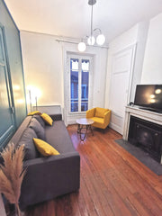 Notre Grand T1 Bis est l'endroit idéal, à quelques minutes à pied seulement de l Lyon, France Grand T1 Bis Charme de l'ancien ProxGare/Métro/Bus Entire rental unit vacation rental 48829030