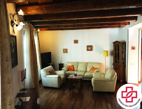 APARTMENT DISINFECTED AND SANITIZED<br /><br /> CITY TAX INCLUDED IN THE PRICE<b Prague, Czechia ❤️ In the HEART of the OLD TOWN ❤️ Entire rental unit vacation rental 2808684