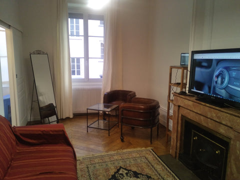 <b>License number</b><br />6938613153731 Lyon, France Lyon Brotteaux- studio calme tout équipé. Entire rental unit vacation rental 53509397