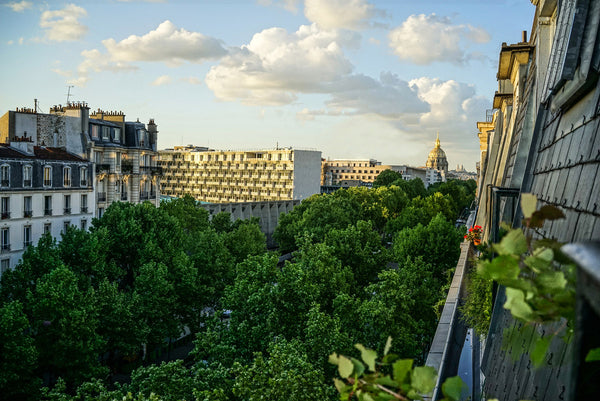 Av. De Segur, 10 minutes walk from the Eiffel Tower apartment of 60m2, quiet, ve Paris, France Charming Appartment Ségur/Suffren Entire rental unit vacation rental 6385761