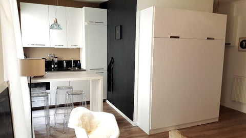 A louer grand studio (30m2) idéalement placé dans l’un des quartiers les plus br Avignon, France Tres grand studio République Entire rental unit vacation rental 9938310