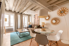 Located right in the very center of Paris, in a charming side street of the hist Paris, France Marais Delight AC 1BR in the heart of the Marais Entire rental unit vacation rental 5256190
