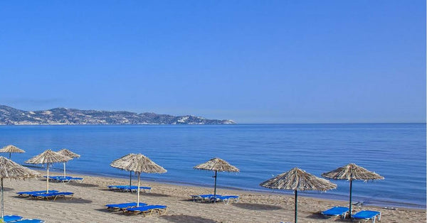 Our apartment is good for couples, small families, solo adventurers, and busines  Self catering one bedroom apartment, near the sea. Entire rental unit vacation rental 13717188