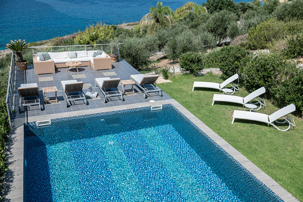 This property is 6 minutes walk from the beach. Villa Emilia is a villa situated  Villa Emilia Entire villa vacation rental 29798207