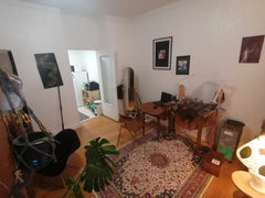 .<br />Ce petit appartement est proche de toutes commodités ,dans le quartier ca  Joli T 1 croix rousse Entire rental unit vacation rental 769368151262856676