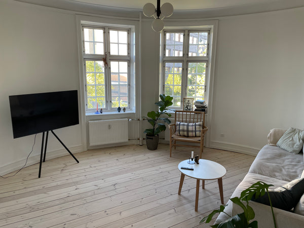 Enjoy Copenhagen from this beautiful and quiet apartment with a sublime location Copenhagen, Denmark Beautiful apartment with good location Entire condo vacation rental 668647471557440308