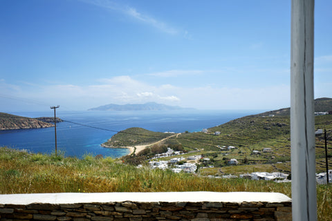 This cozy two-bedroom house, has magnificent views to the Aegean Sea and the nea  New! Serifos cozy home with a view Cycladic home vacation rental 562705370173684679